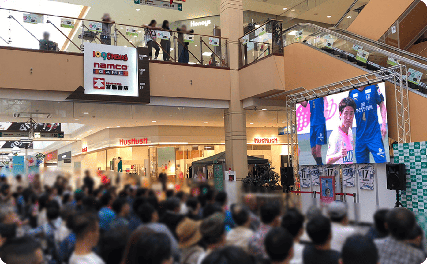 ❷ 北館1F シューラルー前